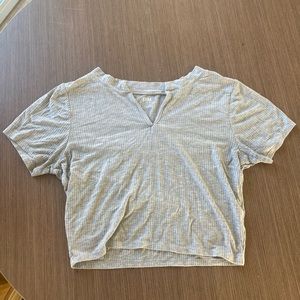 PACSUN CROPPED RIBBED V-NECK